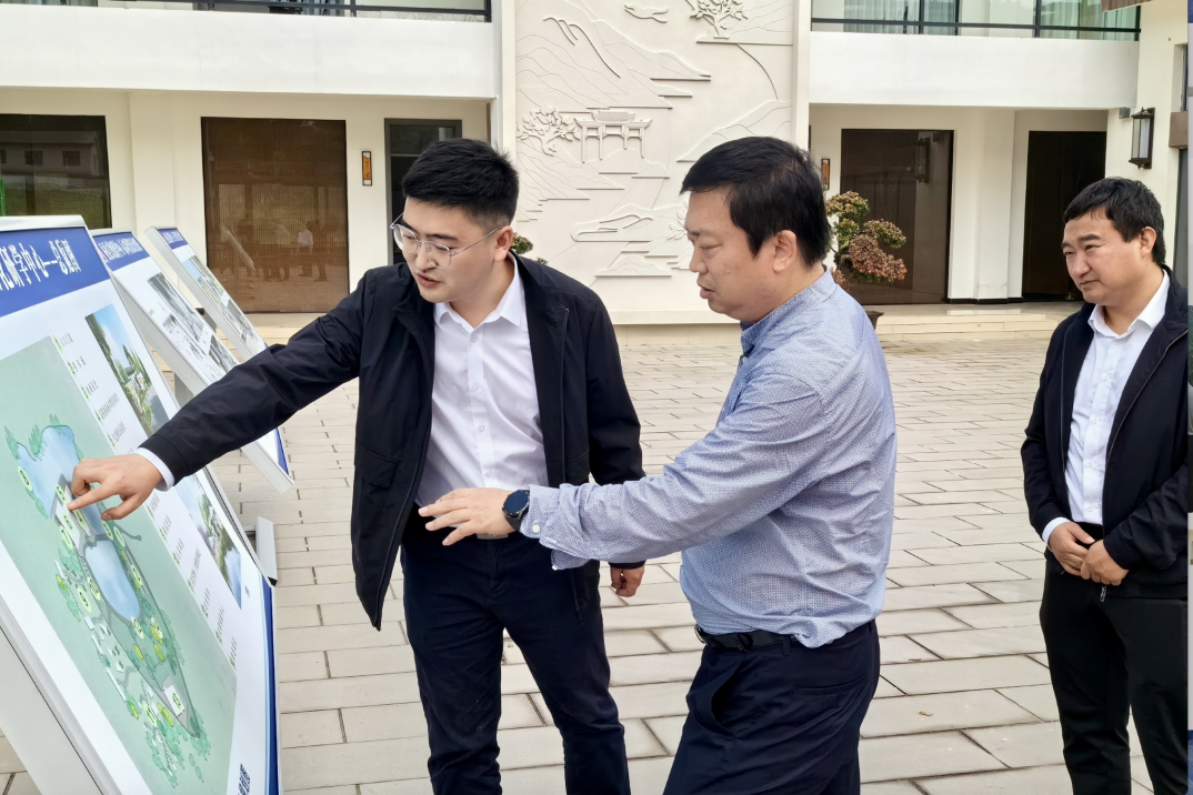 省月博集团领导赴南充市邓家沟村调研乡村振兴工作