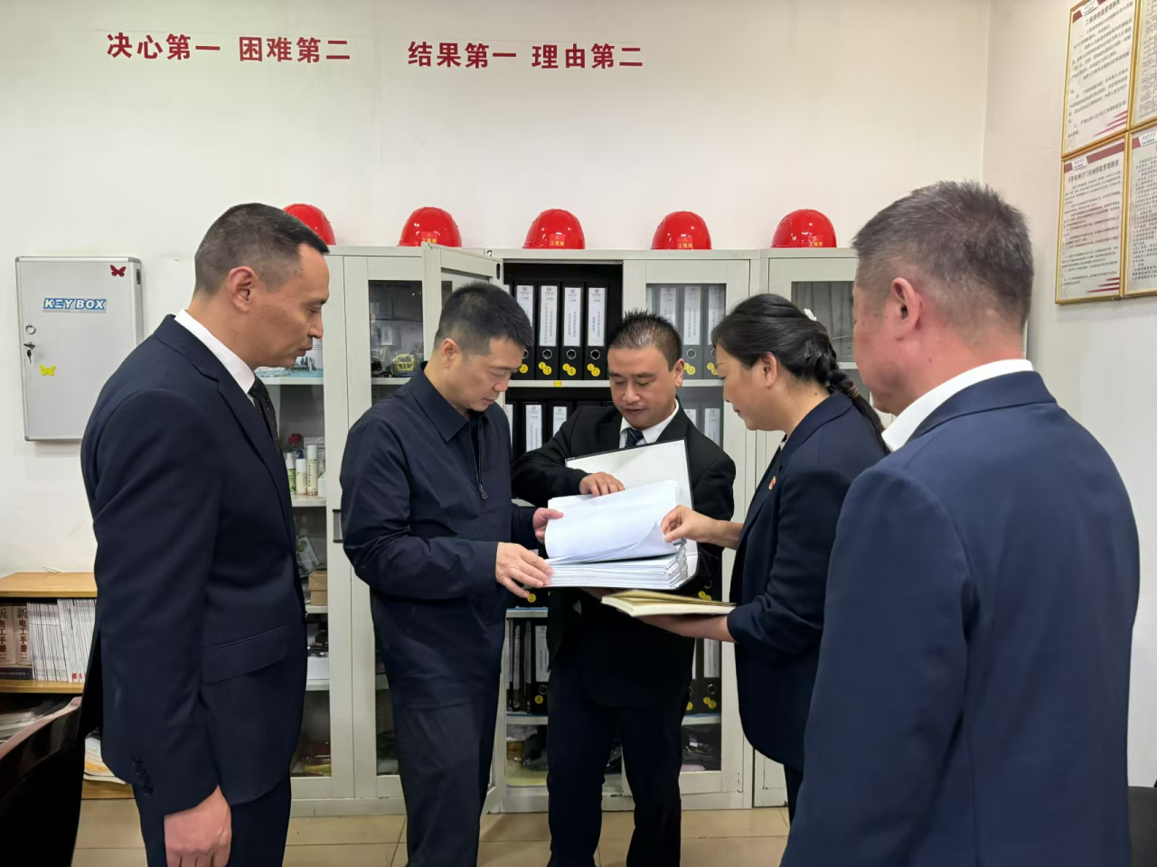 省月博集团党委书记、董事长游勇国庆节期间调研督导旗下酒店经营及安全生产工作
